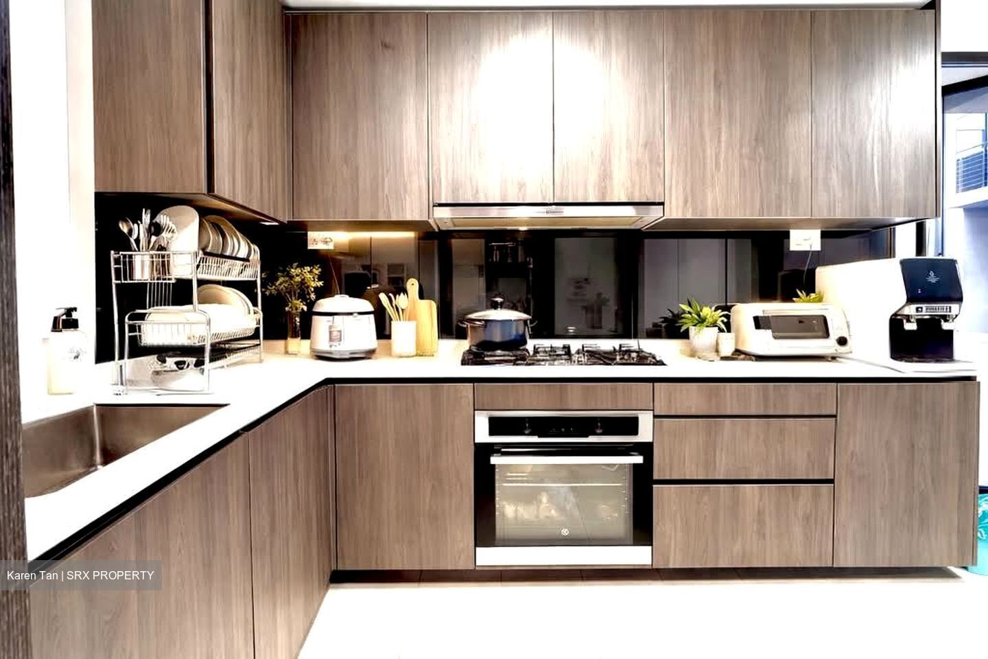 iNZ Residence (D23), Condominium #576800571
